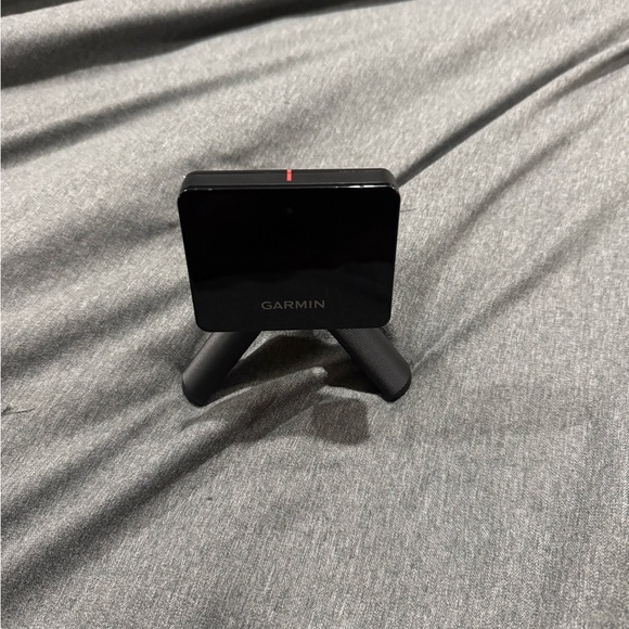 Garmin R10 Golf simulator! - Picture 1 of 7